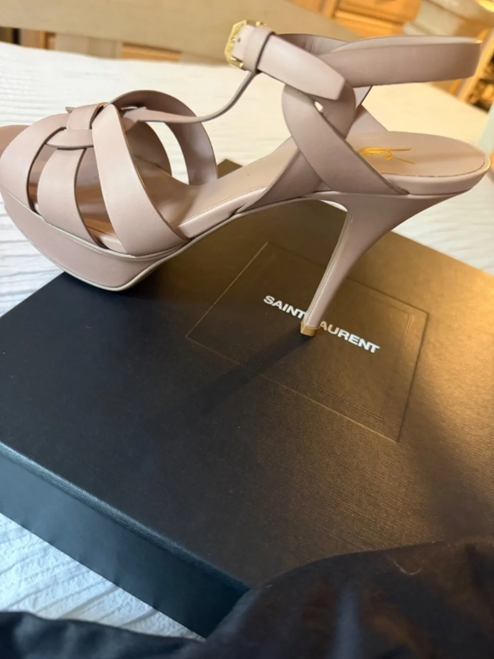 YSL Tribute 75 Nude platform